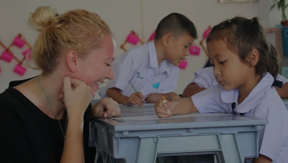 How to Get a China Work Permit (Z-Visa) for English Teachers in 2025