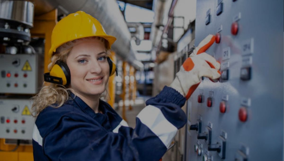 Qatar Electrician Jobs for Foreign Workers 2025